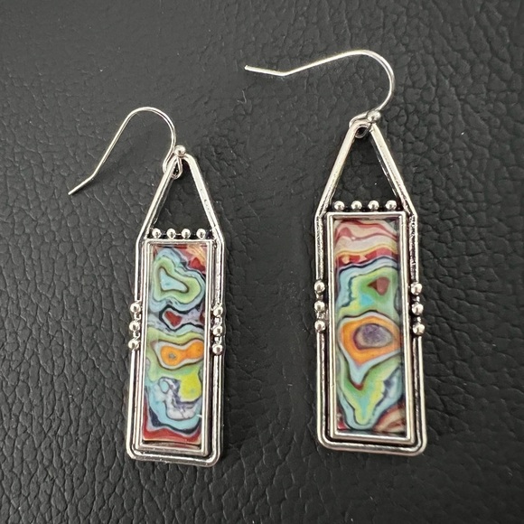 ❤️ Boho Hippie Dangle Artist Silver-Tone Pierced Earrings - Picture 1 of 5